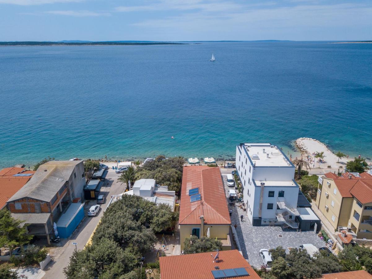 Apartmani Plazibat Mandre Exteriör bild