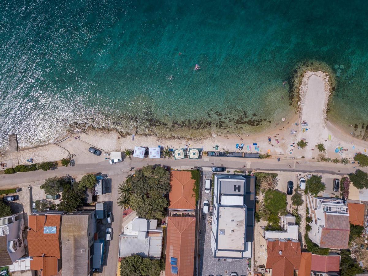 Apartmani Plazibat Mandre Exteriör bild