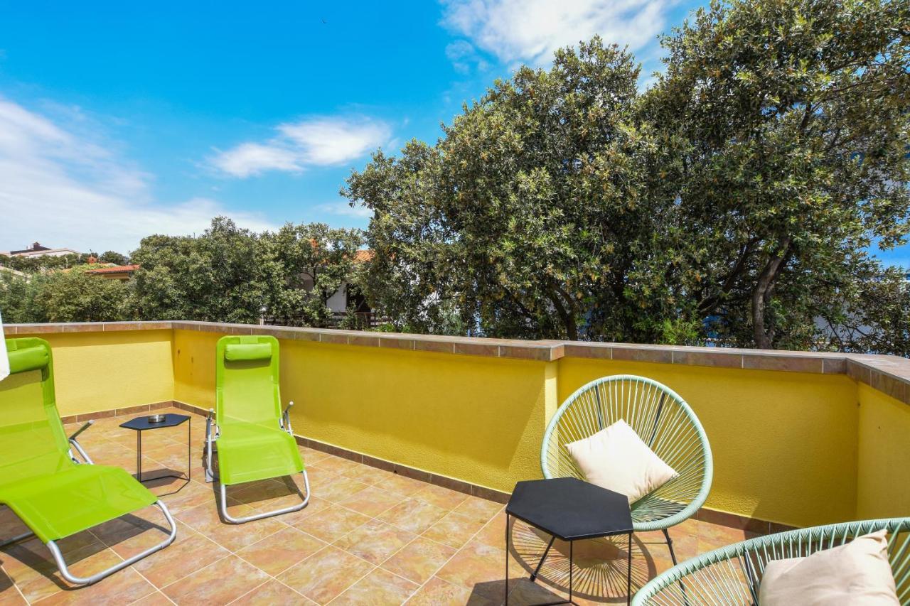 Apartmani Plazibat Mandre Exteriör bild
